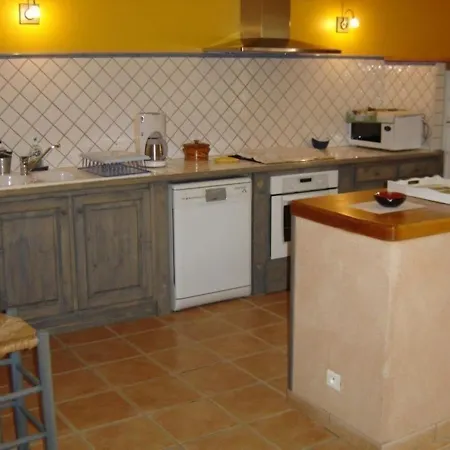 La Queue Rousse - Maison Ancienne Avec Cheminee Et Jardin Cloture - Fr-1-653-132 منزل ريفي Montembœuf
