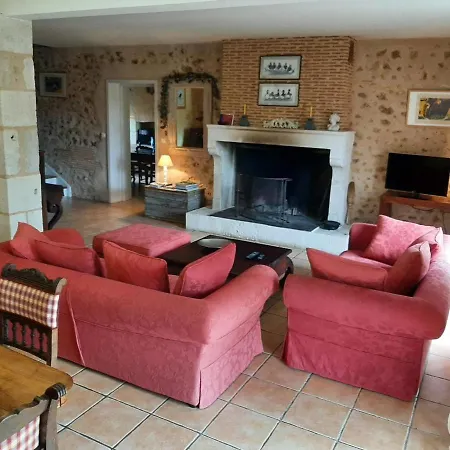 La Queue Rousse - Maison Ancienne Avec Cheminee Et Jardin Cloture - Fr-1-653-132 منزل ريفي