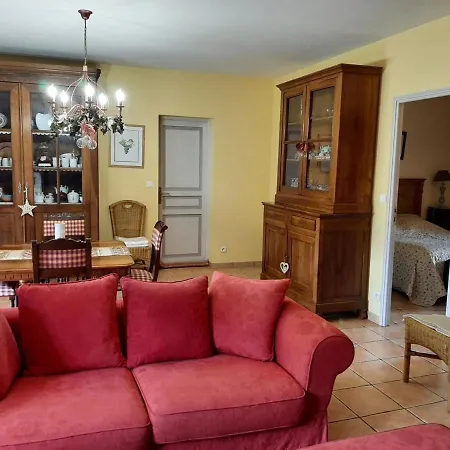 La Queue Rousse - Maison Ancienne Avec Cheminee Et Jardin Cloture - Fr-1-653-132 بيت للعطل