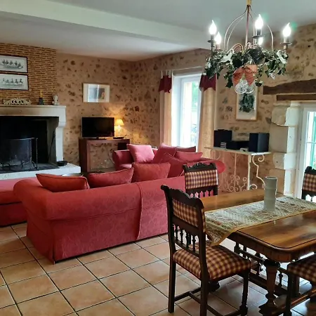 La Queue Rousse - Maison Ancienne Avec Cheminee Et Jardin Cloture - Fr-1-653-132