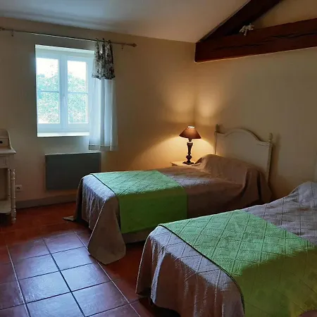 La Queue Rousse - Maison Ancienne Avec Cheminee Et Jardin Cloture - Fr-1-653-132 بيت للعطل *