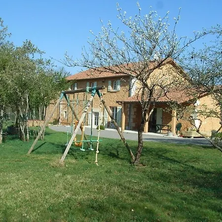 La Queue Rousse - Maison Ancienne Avec Cheminee Et Jardin Cloture - Fr-1-653-132 Montembœuf