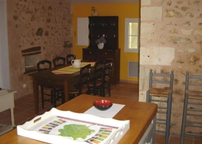 La Queue Rousse - Maison Ancienne Avec Cheminee Et Jardin Cloture - Fr-1-653-132 *